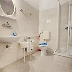 Medica - Z Ogrzewanym Basenem I Pelnym Wyzywieniem Отель типа 
