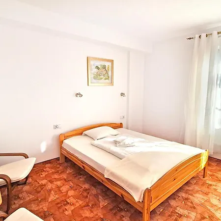 Medica Bed & Breakfast