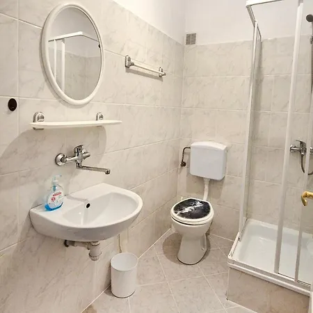 Villa Medica - Podgrzewany Basen I Pelne Wyzywieniem Bed and Breakfast 3*