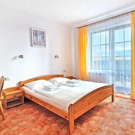 Medica W Rabce - Podgrzewany Basen I Pyszne Wyzywienie Bed & Breakfast